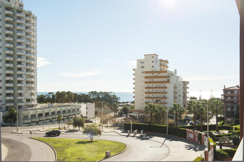 Rocha Blue Sea Apartment Portimao Bagian luar foto