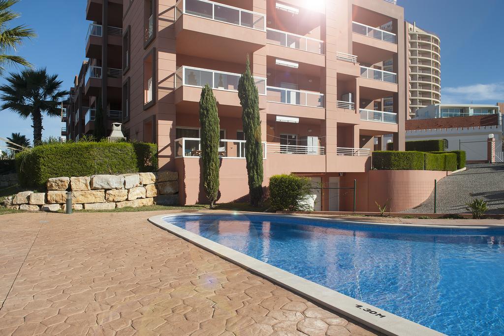 Rocha Blue Sea Apartment Portimao Bagian luar foto