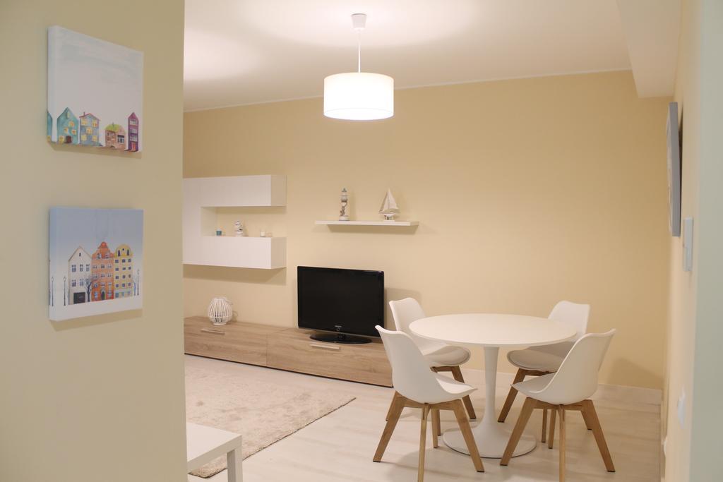 Rocha Blue Sea Apartment Portimao Bagian luar foto